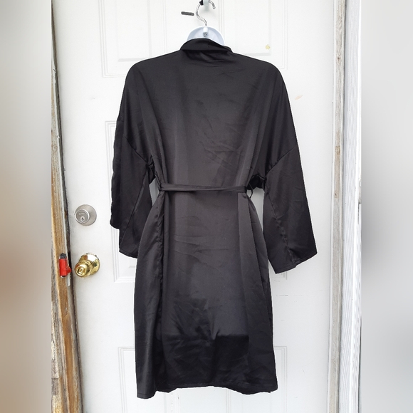Lace Trim Robe - Picture 7 of 8